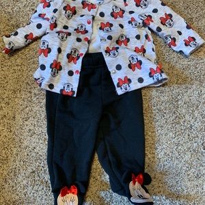 Minnie Mouse outfit